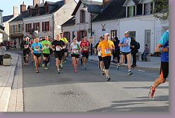 02 Marathon Cheverny 244 * 680 x 453 * (148KB)
